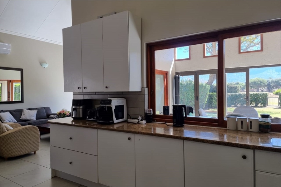 5 Bedroom Property for Sale in Pecanwood Estate North West